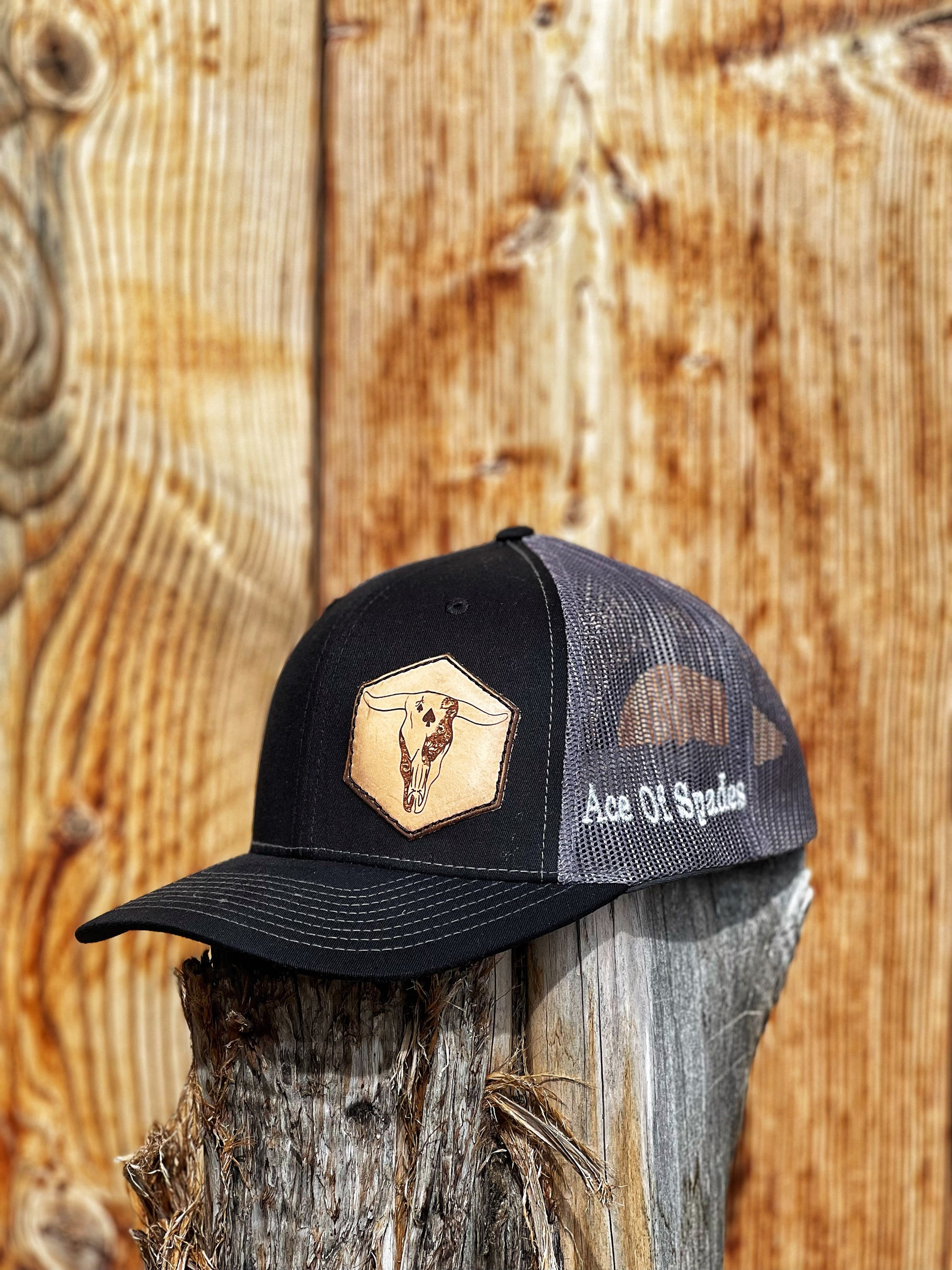 Black/Charcoal Richardson 112, Snapback Cap Hat, Cap Hat, Western Lifestyle Hats, Western Lifestyle, Cowboy Hats, Cowboy Wear, Self-Improvement, Brand, Cattle, Steer, Ace Of Spades, Custom Cap Hats, Custom Hats, Black Cap Hat