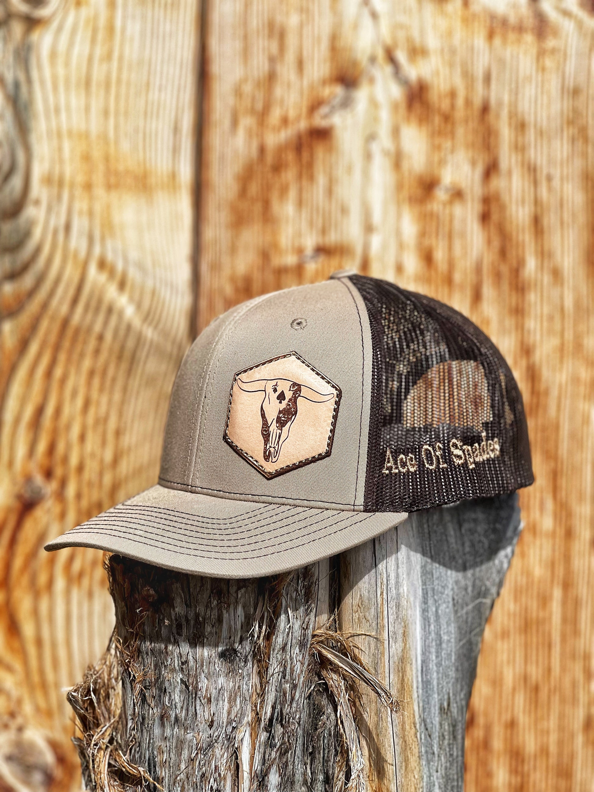 Black Richardson 112, Snapback Cap Hat, Cap Hat, Western Lifestyle Hats, Western Lifestyle, Cowboy Hats, Cowboy Wear, Self-Improvement, Brand, Cattle, Steer, Ace Of Spades, Custom Cap Hats, Brown Cap Hat, Custom Hats, Western Hats